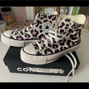 COPY - NEW Converse Leopard with plantform US woman8
